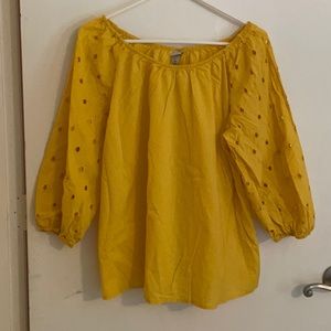 Yellow/Gold top with eyelet sleeves. Size XL